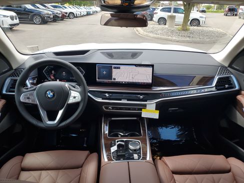New 2026 BMW X7 xDrive40i w/ Premium Package AWD/4WD image 20