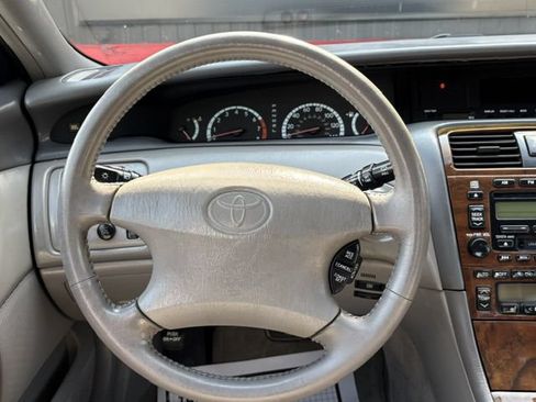 Used 2001 Toyota Avalon XLS FWD image 25
