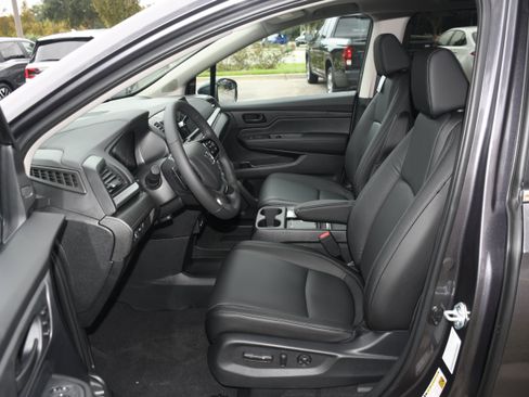 New 2026 Honda Odyssey EX-L image 3
