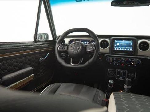 Used 1988 Jeep Grand Wagoneer image 32