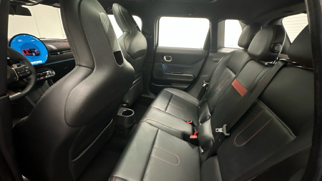 Used 2025 MINI Cooper S FWD image 10
