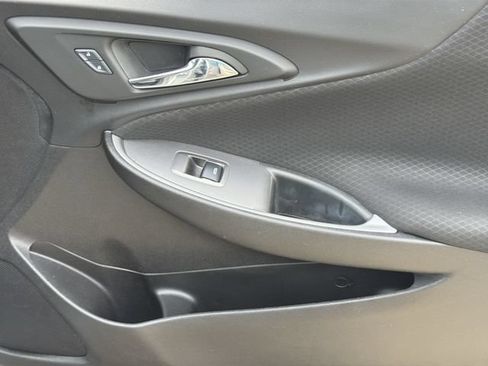 Used 2025 Chevrolet Malibu LT FWD image 35