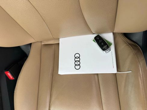 Used 2020 Audi Q7 3.0T Premium Plus w/ Premium Plus Package image 37