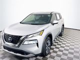 Used 2022 Nissan Rogue SV image 4