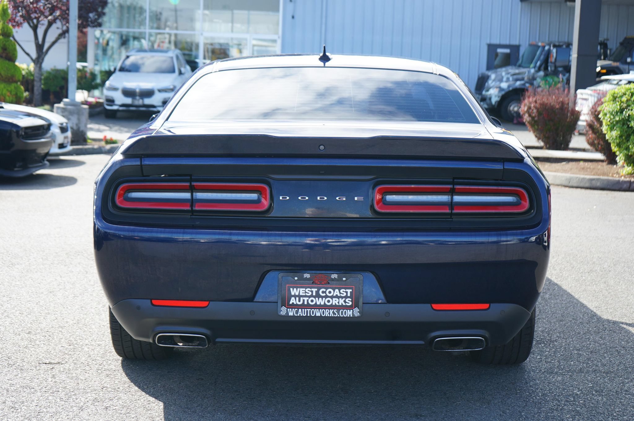 Used 2015 Dodge Challenger SXT w/ Driver Convenience Group RWD image 5