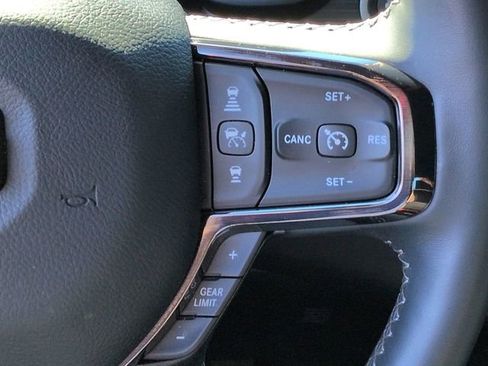 Used 2024 RAM 1500 Limited image 29