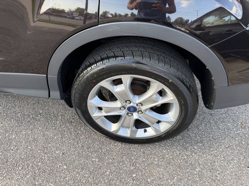 Used 2013 Ford Escape SEL FWD image 24