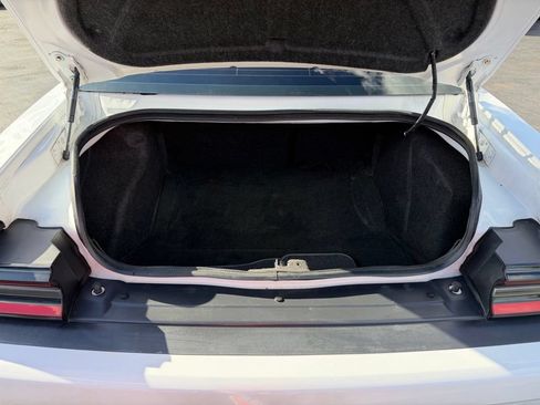 Used 2015 Dodge Challenger R/T Plus RWD image 12
