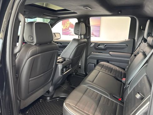 Used 2023 GMC Sierra 1500 AT4X AWD/4WD image 44