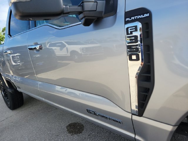 Certified 2024 Ford F350 Platinum w/ FX4 Off-Road Package AWD/4WD image 14