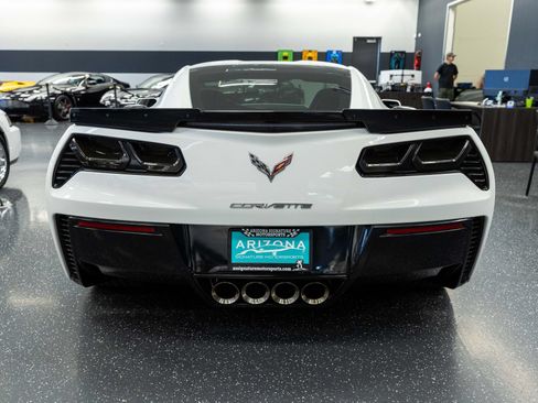Used 2016 Chevrolet Corvette Z06 w/ Chrome Badge Package RWD image 7