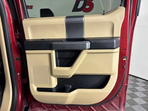 Used 2017 Ford F350 XLT w/ XLT Premium Package AWD/4WD image 48