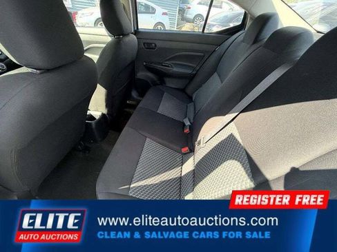 Used 2021 Nissan Versa S FWD image 16
