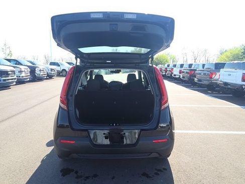 Used 2020 Kia Soul S FWD image 10
