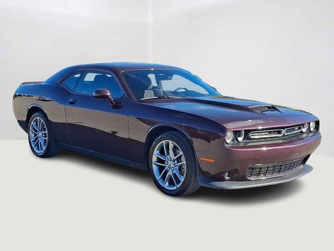 Used 2022 Dodge Challenger GT image 4