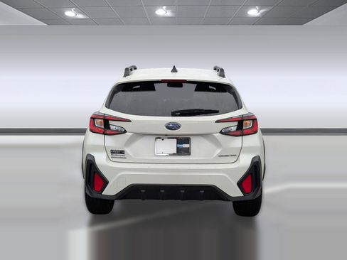 Used 2024 Subaru Crosstrek 2.0i Premium image 10
