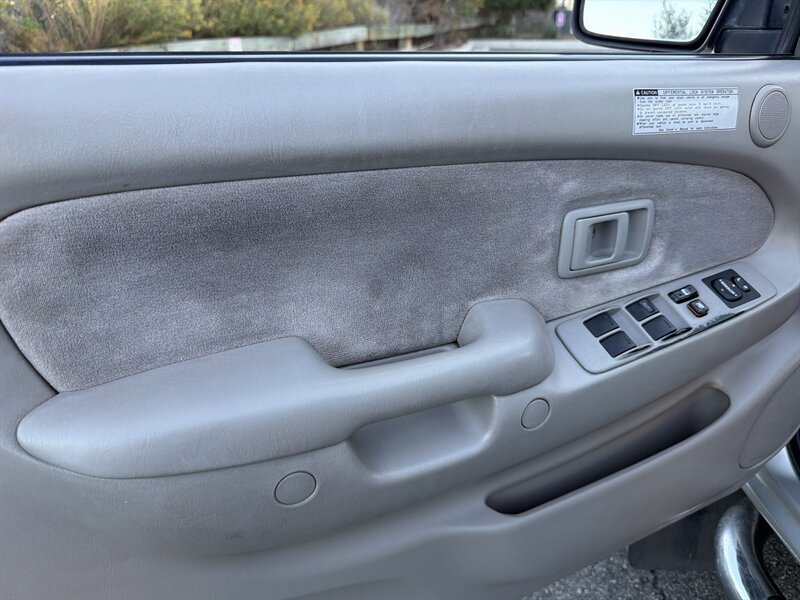 Used 2003 Toyota Tacoma PreRunner w/ Convenience Pkg RWD image 20