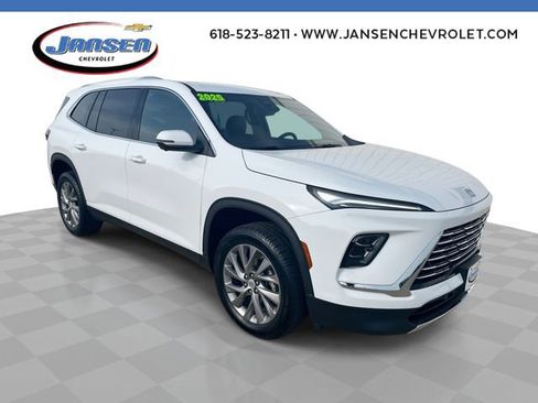 Used 2025 Buick Enclave Preferred image 1