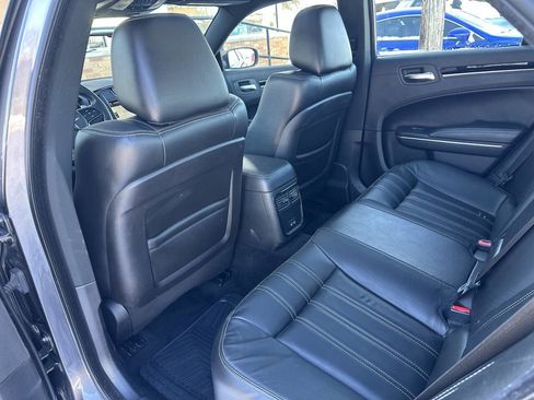 Used 2018 Chrysler 300 S w/ 300S Premium Group AWD/4WD image 34
