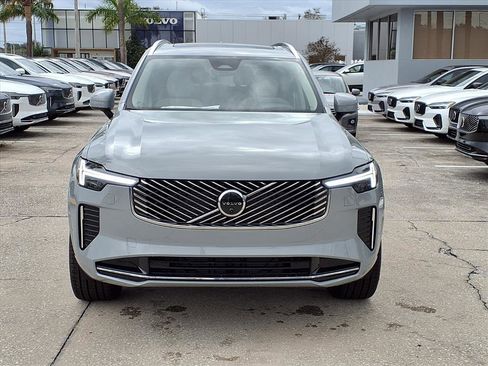 New 2026 Volvo XC90 B6 Ultra image 2