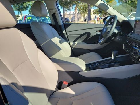 Used 2025 Honda Accord Touring image 6