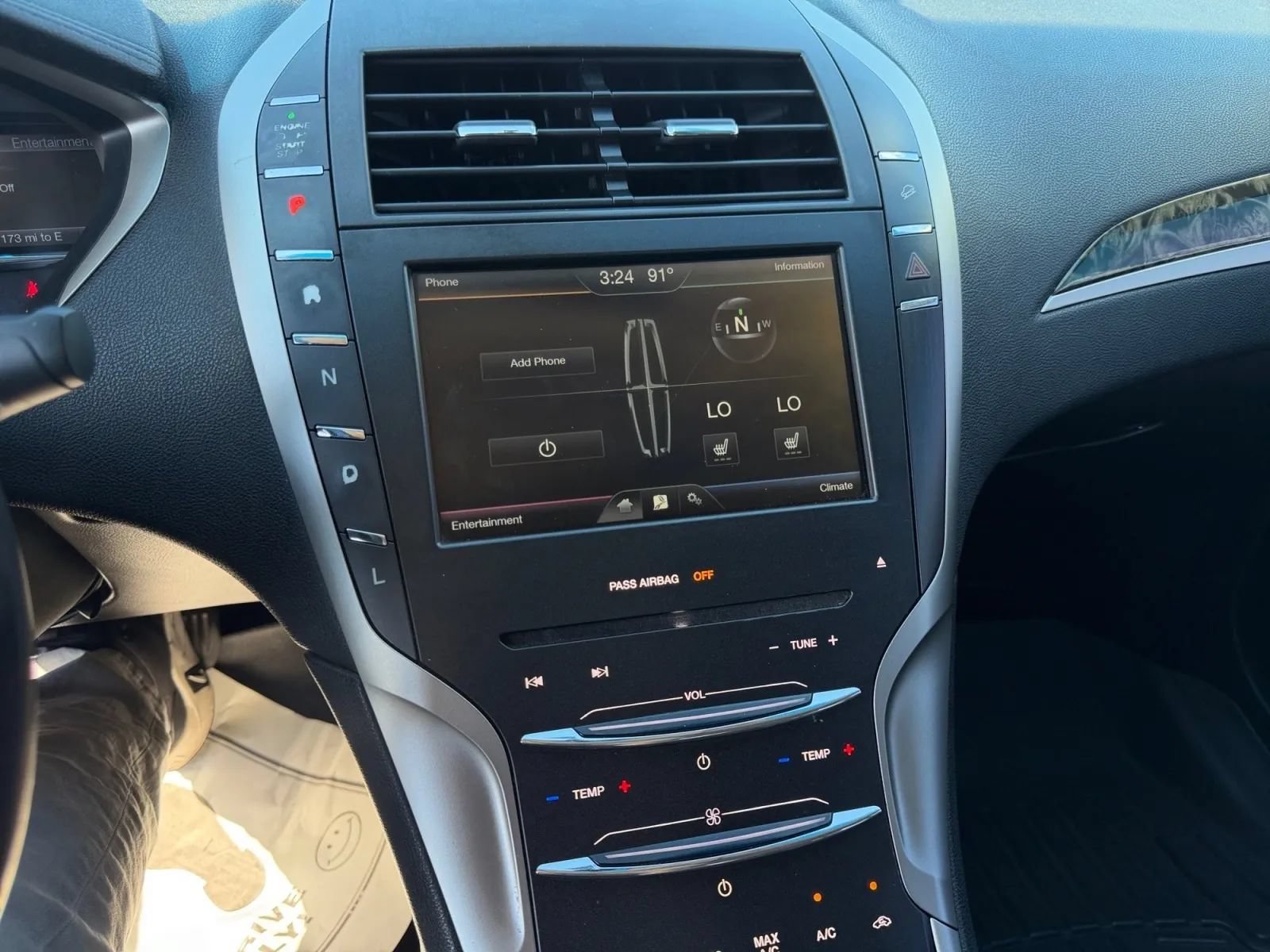 Used 2015 Lincoln MKZ Hybrid w/ Equipment Group 201A Select FWD image 18