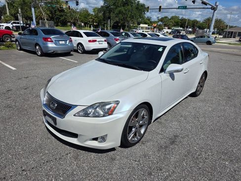 Used 2010 Lexus IS 250 w/ Preferred Accessory Package RWD image 8