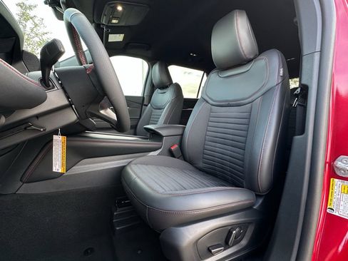 New 2026 Ford Explorer ST-Line w/ ST-Line Street Pack image 43