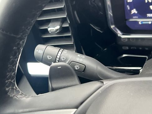 Used 2025 Chevrolet Silverado 1500 LT Trail Boss w/ LPO, Dark Essentials Package image 18