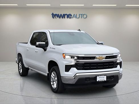 Used 2023 Chevrolet Silverado 1500 LT AWD/4WD image 8