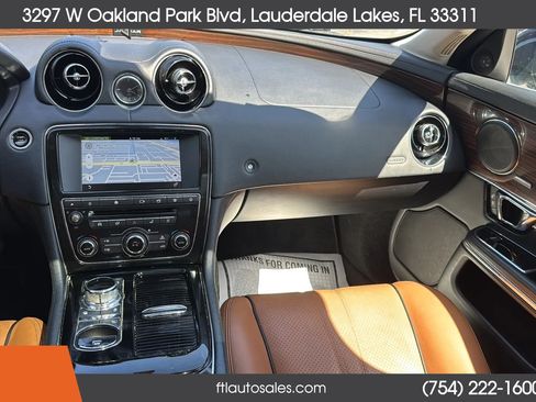 Used 2016 Jaguar XJ AWD/4WD image 31
