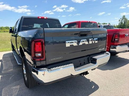 Used 2026 RAM 2500 Big Horn AWD/4WD image 8