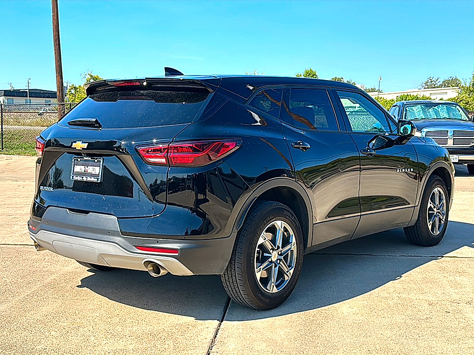 Used 2026 Chevrolet Blazer LT FWD image 8