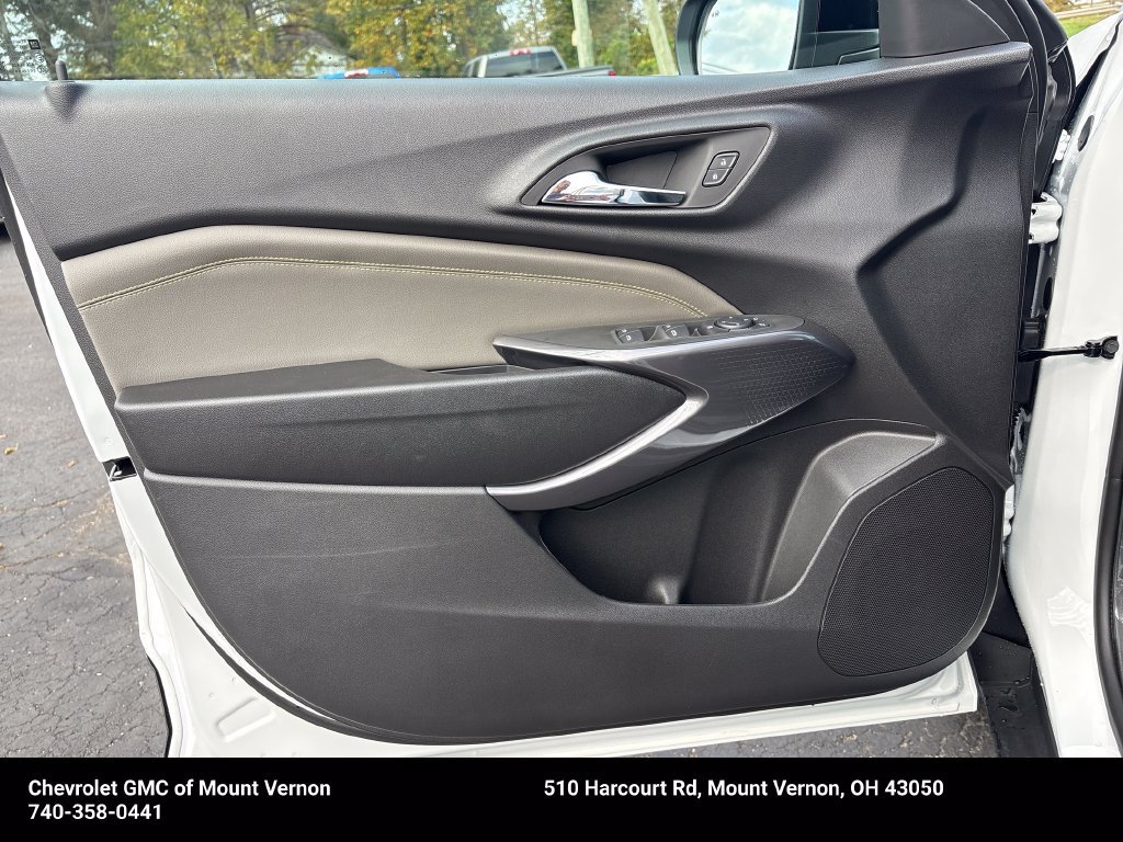 New 2026 Chevrolet Trax ACTIV w/ Driver Confidence Package FWD image 13