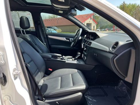Used 2013 Mercedes-Benz C 300 4MATIC Sedan w/ Premium 1 Pkg image 24