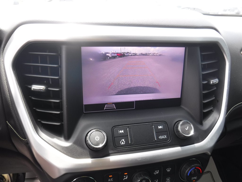 Used 2022 GMC Acadia SLE w/ LPO, Floor Liner Package FWD image 19