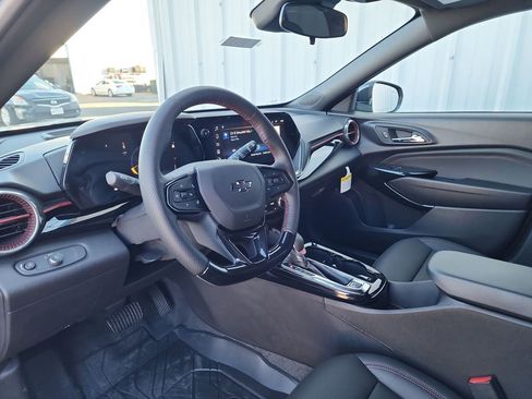 New 2026 Chevrolet Trax RS image 13