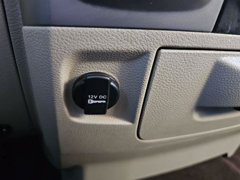 Used 2019 RAM 1500 Big Horn AWD/4WD image 64