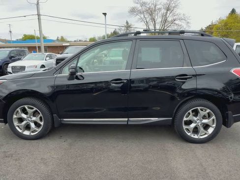 Used 2018 Subaru Forester 2.5i Touring AWD/4WD image 5