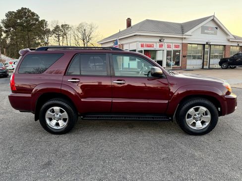 Used 2009 Toyota 4Runner SR5 image 6
