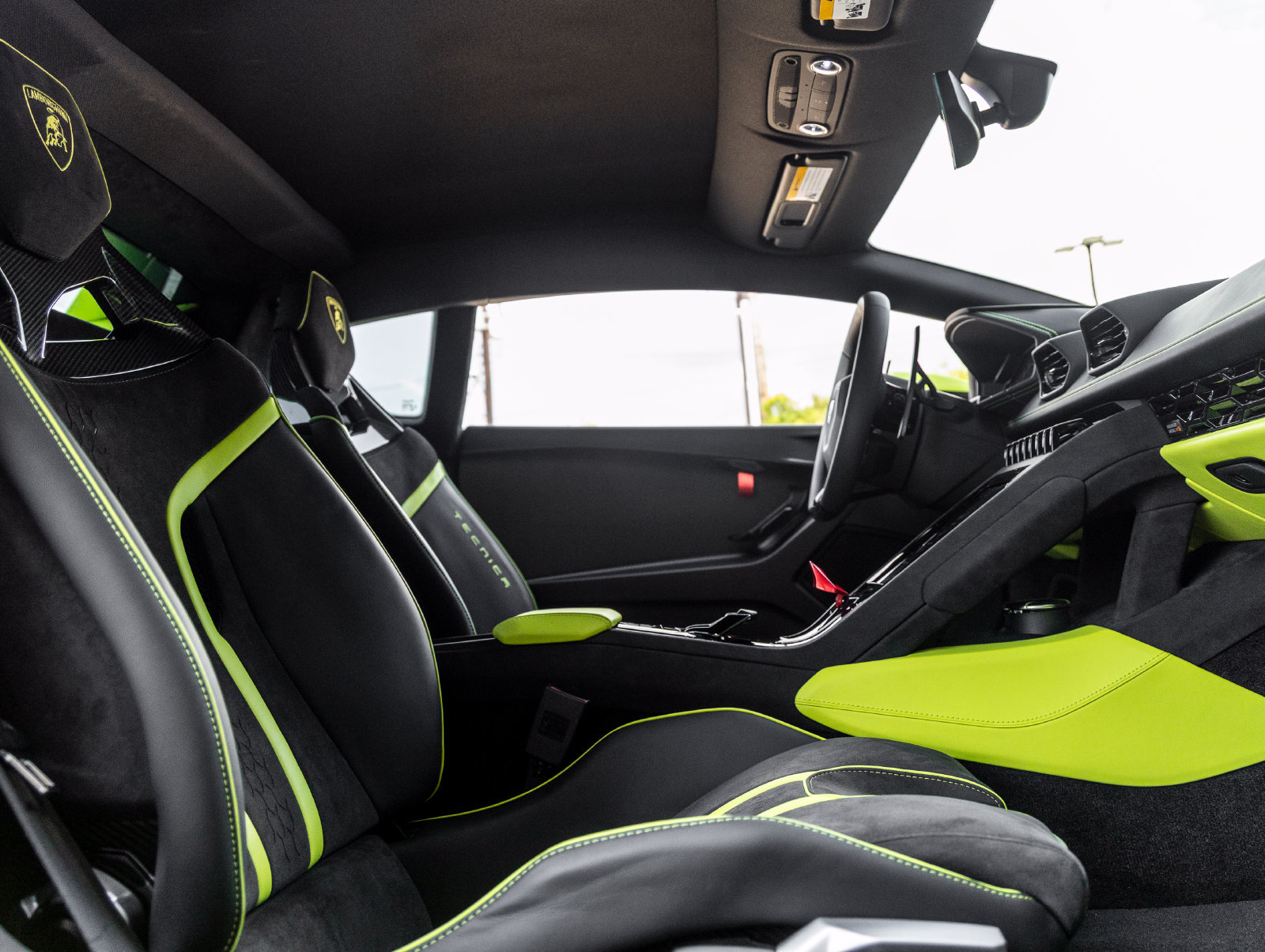 Used 2024 Lamborghini Huracan Tecnica RWD image 41