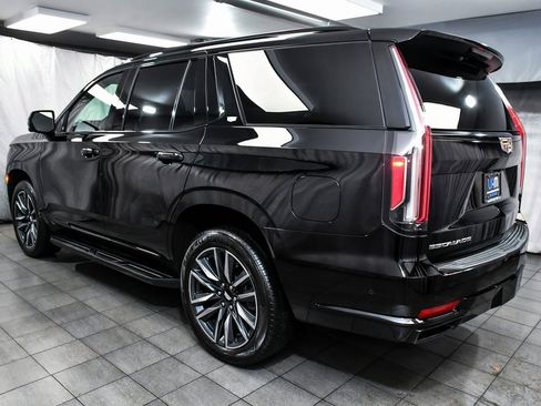 Used 2024 Cadillac Escalade Sport image 4
