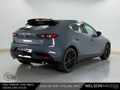New 2026 MAZDA MAZDA3 Hatchback w/Premium Plus Pkg image 6