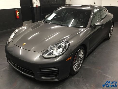 Used 2016 Porsche Panamera GTS image 6