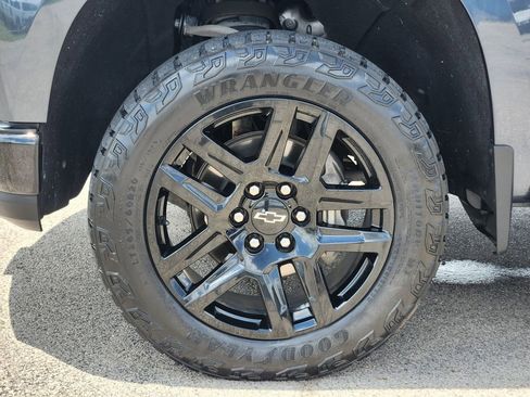 Used 2022 Chevrolet Silverado 1500 LT Trail Boss w/ Bed Protection Package image 10