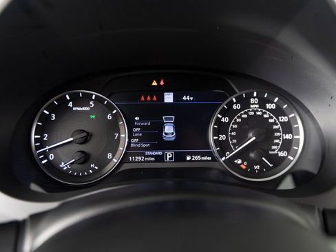 Used 2024 INFINITI QX50 Sport image 23