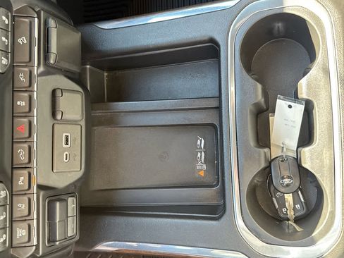 Used 2023 Chevrolet Silverado 3500 High Country w/ Z71 Off-Road Package image 34