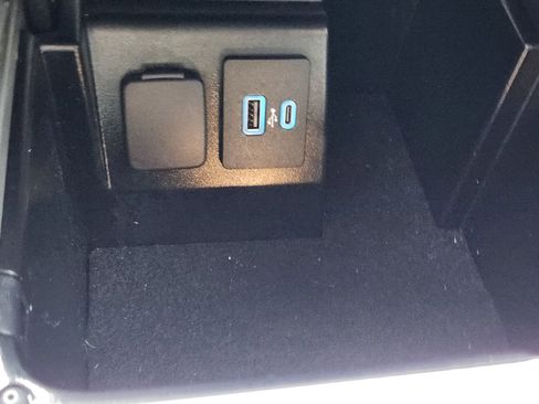 Used 2022 Ford Explorer ST w/ Equipment Group 401A image 19