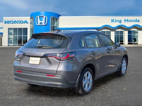 Used 2025 Honda HR-V LX image 8