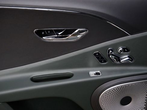 New 2026 Bentley Flying Spur Plug-In Hybrid AWD/4WD image 20